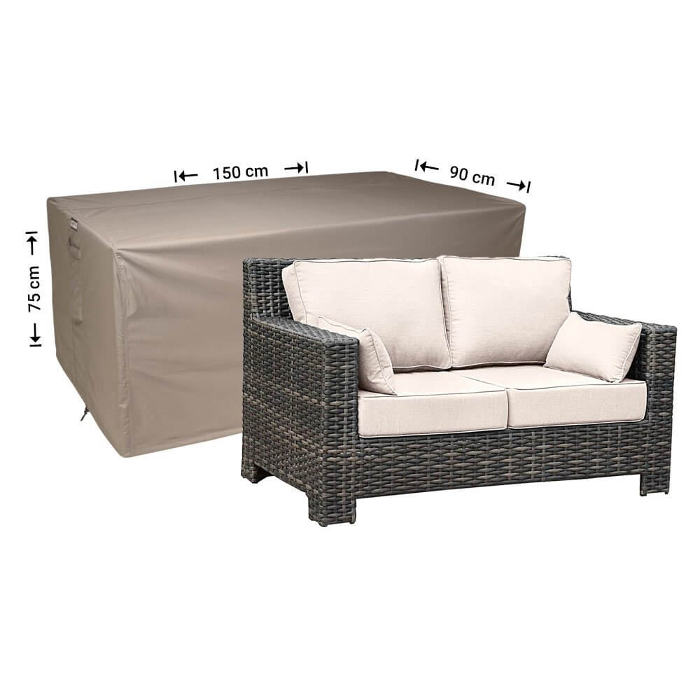 Raffles Covers loungebank hoes